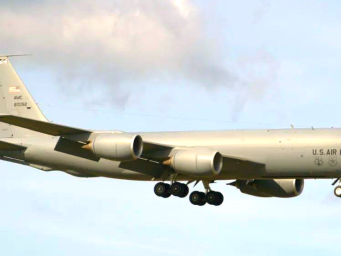 “不同寻常”！外媒：美军向欧洲调派数十架加油机